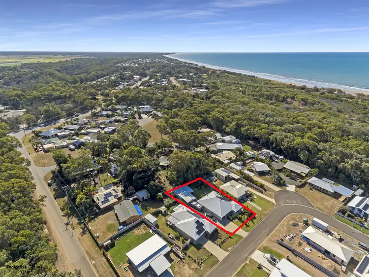 5 Castle Ct, Moore Park Beach QLD 4670