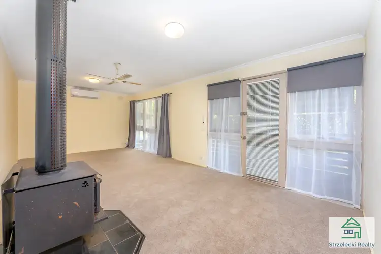 Fourth view of Homely house listing, 2 Matlock Ct, Rawson VIC 3825