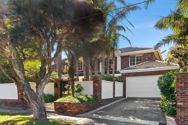 4 Rippon Gr, Brighton VIC 3186