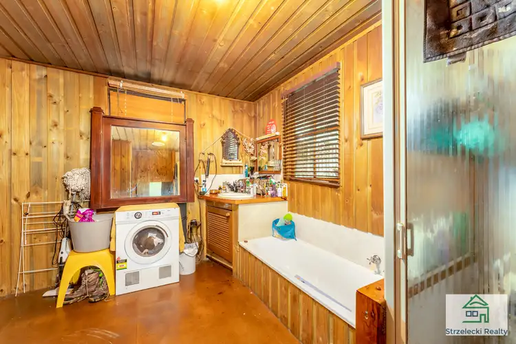 Fourth view of Homely house listing, 21 Bealiba Rd, Moe VIC 3825