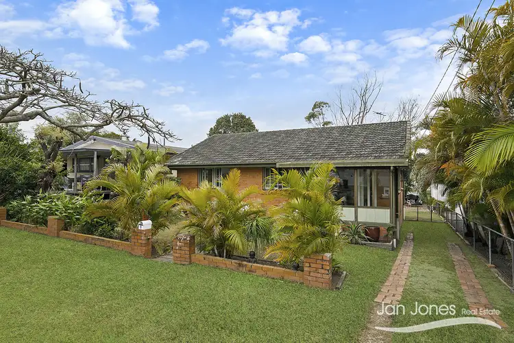 9 Beck St, Clontarf QLD 4019