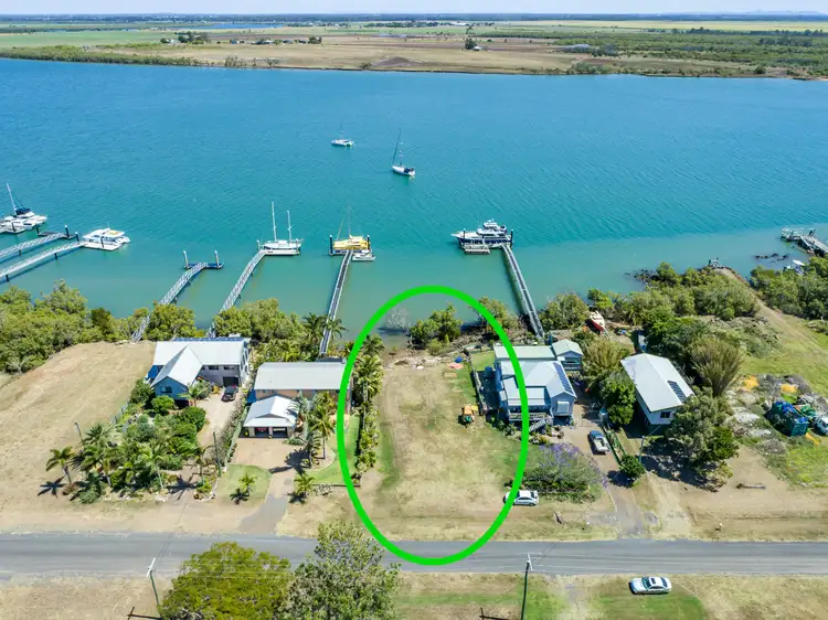 14 Corser St, Burnett Heads QLD 4670