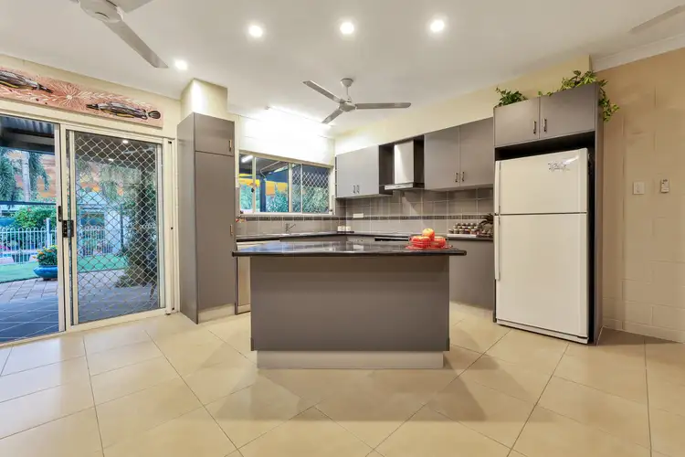 Sixth view of Homely house listing, 15 Connaught Court, Bakewell NT 832