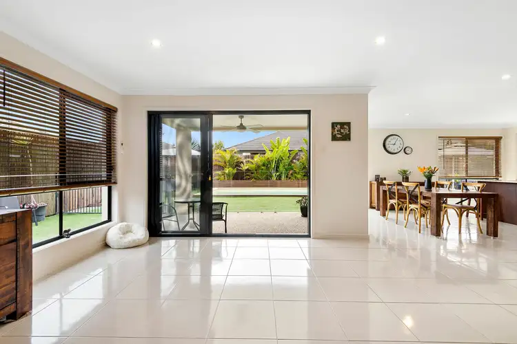 Fifth view of Homely house listing, 5 Airlie Cl, Mountain Creek QLD 4557