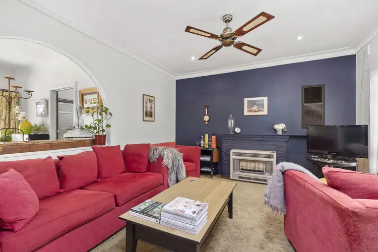 Fourth view of Homely house listing, 7 Arvern Ave, Avondale Heights VIC 3034