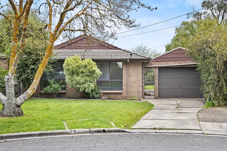 Main view of Homely house listing, 5 Corryong Ct, Alfredton VIC 3350