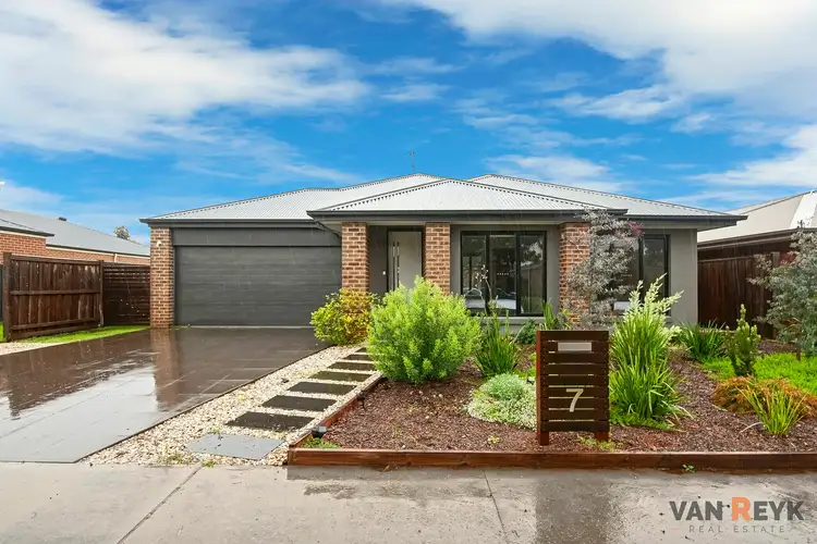 7 Cormorant Cl, Bairnsdale VIC 3875