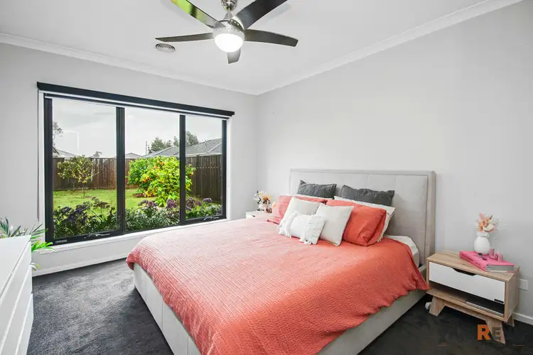 Sixth view of Homely house listing, 7 Cormorant Cl, Bairnsdale VIC 3875