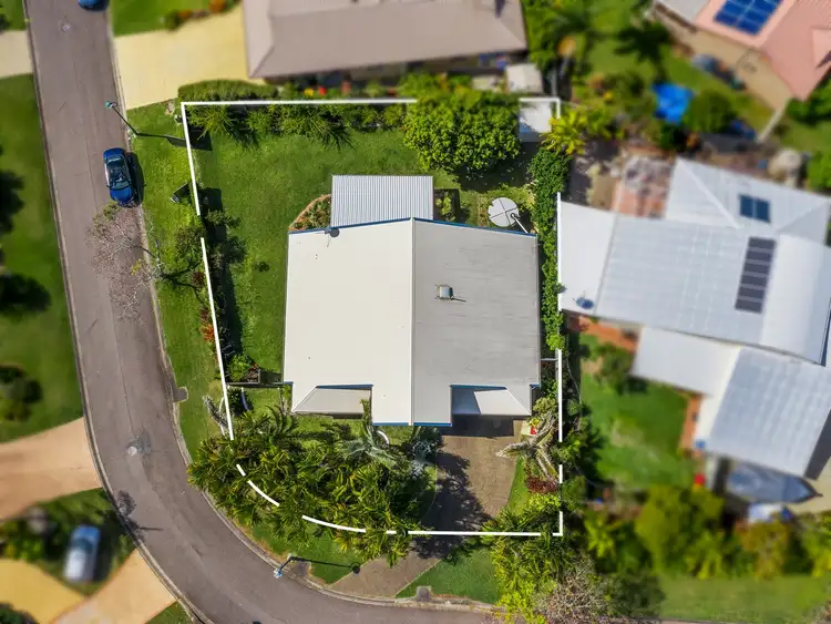 Second view of Homely house listing, 7 Albert Pl, Sandstone Point QLD 4511