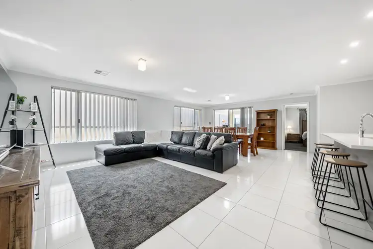 Fifth view of Homely house listing, 6 Halcyon Cres, Aveley WA 6069