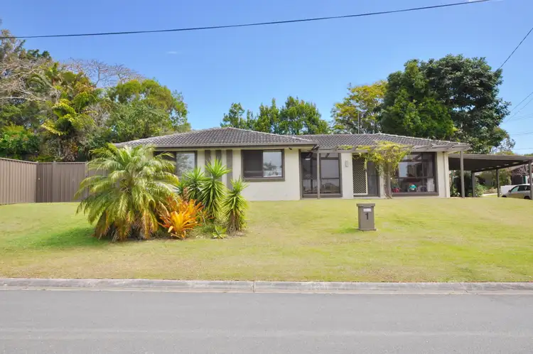 1 Morisset Ct, Edens Landing QLD 4207
