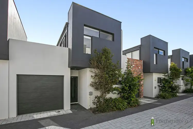 Unit 2/9 Millan Pl, Hamilton Hill WA 6163
