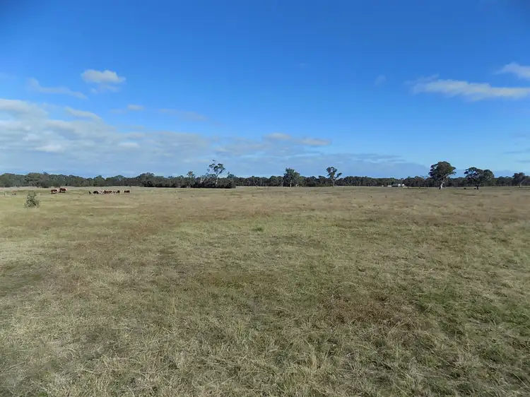 82 Dermody Road, Stratford VIC 3862