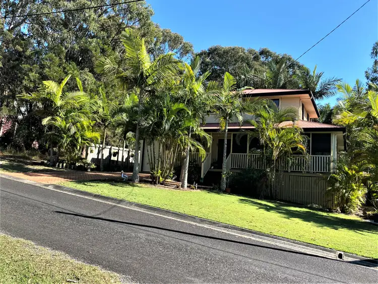23 Baracoota St, Macleay Island QLD 4184