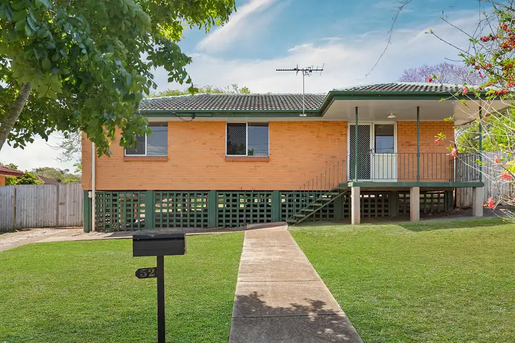 52 Eridani Ave, Kingston QLD 4114