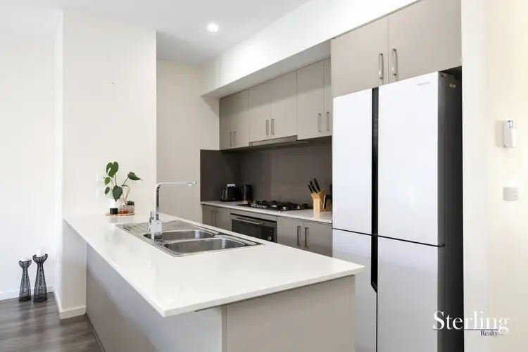 6 Nolita Walk, Point Cook VIC 3030