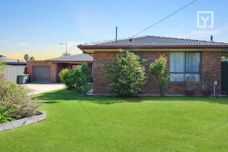 Main view of Homely house listing, 5 Darling Ct, Shepparton VIC 3630