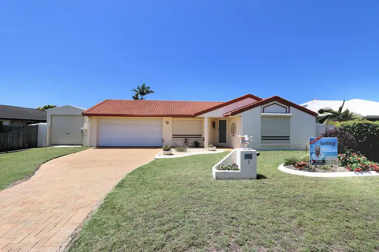 7 Norman Tce, Bargara QLD 4670
