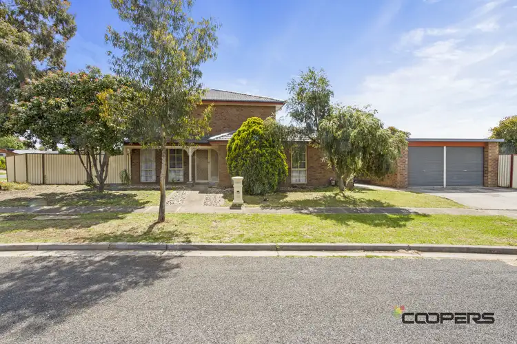 19 Heritage Way, Melton West VIC 3337
