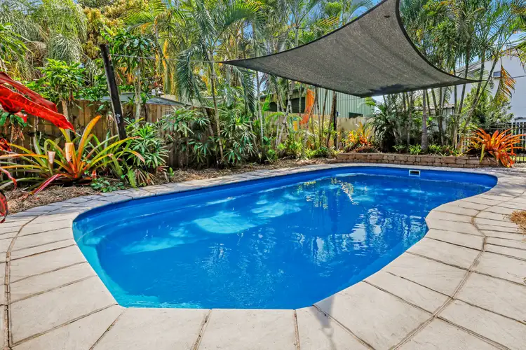 26 Best St, Yorkeys Knob QLD 4878