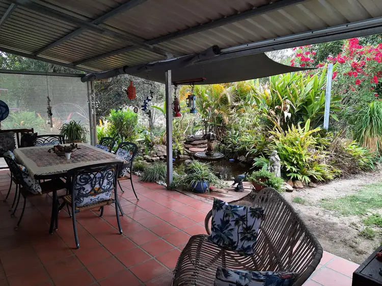 2 Russell St, Mount Perry QLD 4671