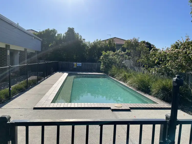 Unit 11/350 Leitchs Rd, Brendale QLD 4500