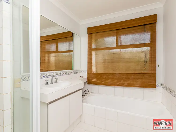 Seventh view of Homely house listing, 11 O'Reilly Ct, Jane Brook WA 6056