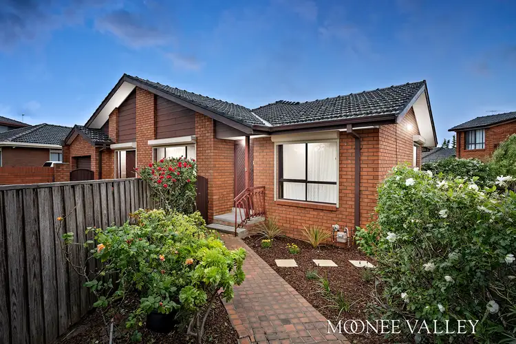 1/2-4 Carmyle Court, Avondale Heights VIC 3034