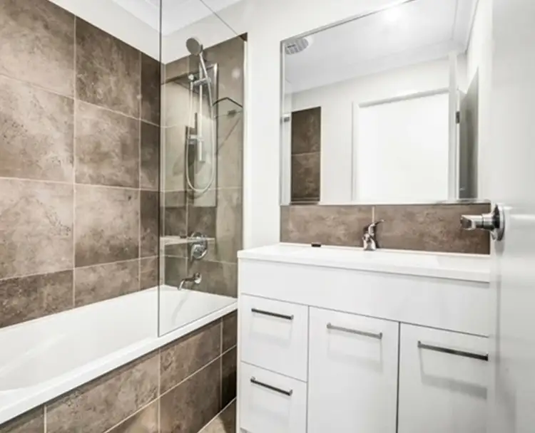 Fifth view of Homely house listing, 19 Fyfe St, Walloon QLD 4306