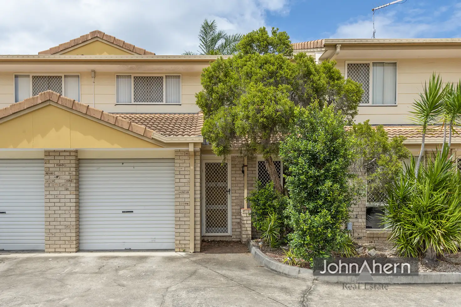 Main view of Homely townhouse listing, Unit 9/11 Gomana St, Slacks Creek QLD 4127