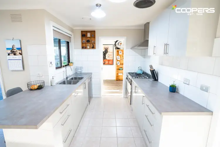 Sixth view of Homely house listing, 2 Brolga Ct, Melton VIC 3337