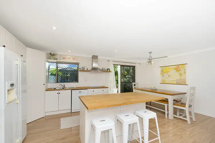 Second view of Homely house listing, 7 Pingel Ct, Cranbrook QLD 4814