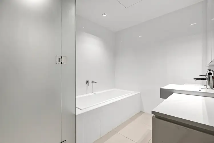 Sixth view of Homely unit listing, 9/15 Beach Rd, Hampton VIC 3188