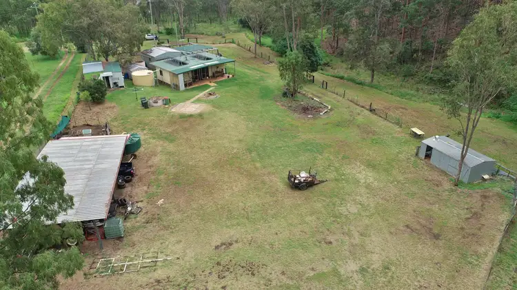 8 Heenan Rd, Mulgowie QLD 4341