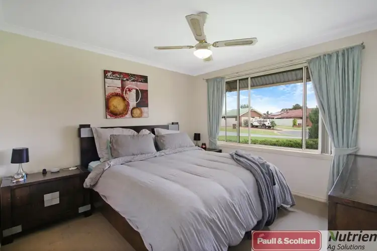 Seventh view of Homely house listing, 4 Donelan Ct, West Wodonga VIC 3690