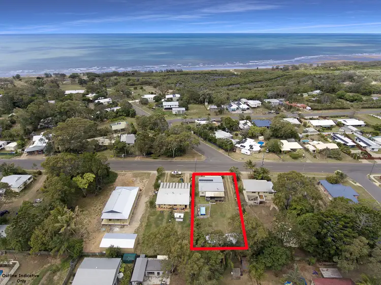 32 Moore Park Rd, Moore Park Beach QLD 4670