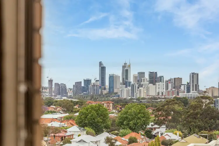 21/15 King George St, Victoria Park WA 6100