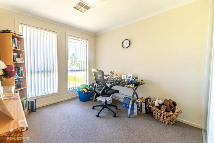 Third view of Homely house listing, 5 Richard Ct, Murray Bridge SA 5253