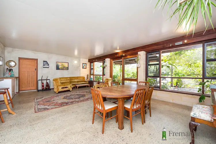 50 Cordelia Ave, Coolbellup WA 6163