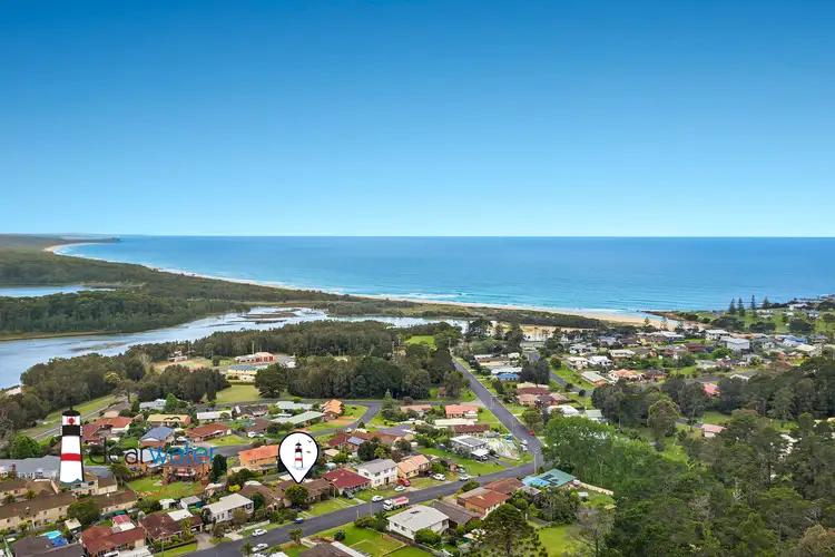 34 Tatiara St, Dalmeny NSW 2546