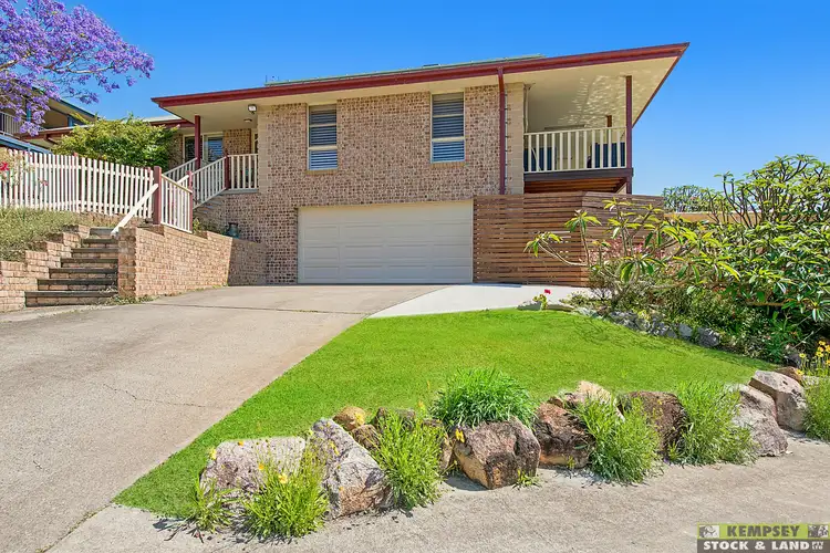 19 Dilberang Cl, South West Rocks NSW 2431