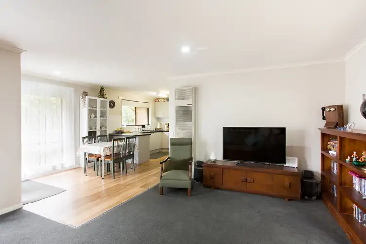 Fourth view of Homely unit listing, Unit 4/120 Cuthberts Rd, Alfredton VIC 3350