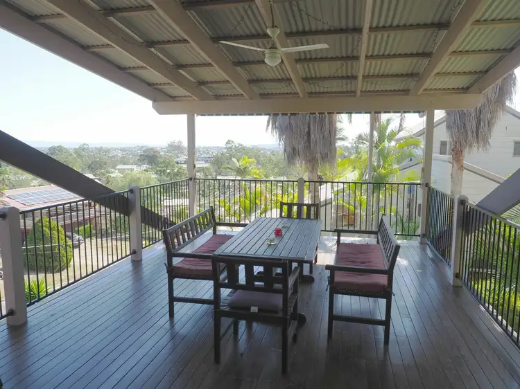 16 Pitceathly St, Bundamba QLD 4304