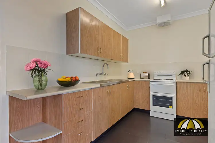 Fourth view of Homely unit listing, Unit 1/21 Greensell St, Bunbury WA 6230