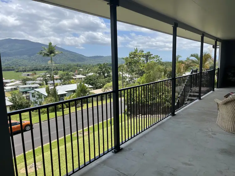 9 Hielscher St, Tully QLD 4854