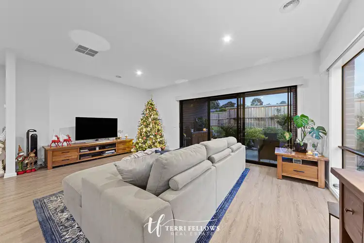 Fifth view of Homely house listing, 10 Violet St, Bunyip VIC 3815