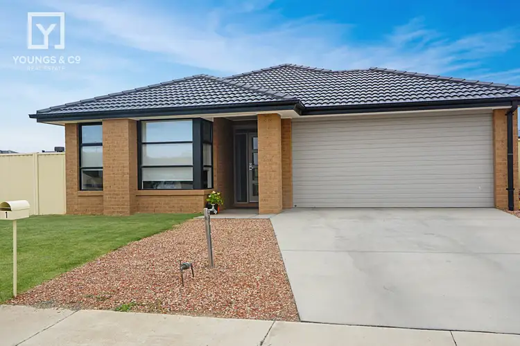 1 Yanchep St