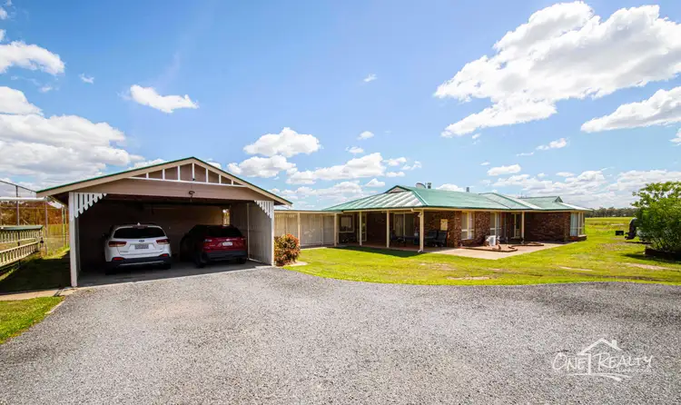 10 Saunders Rd, Oakhurst QLD 4650