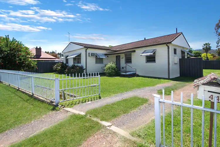 44 Kelly Street, Scone NSW 2337