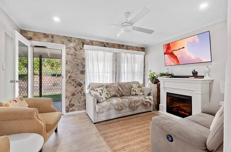 33 Preston Lane, Veteran QLD 4570